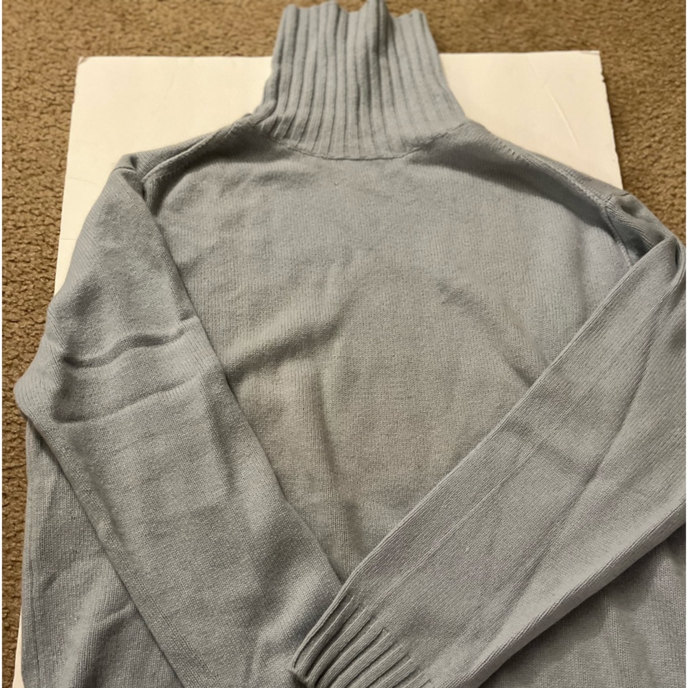 Giorgio Milano Cashmere sweater!